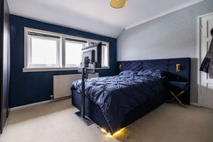 Bedroom- click for photo gallery